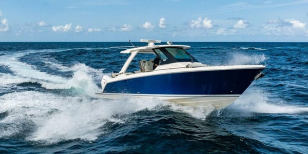 2023 Tiara Yachts 34 LS