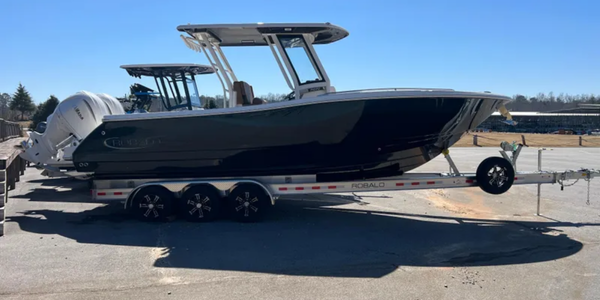 2025 Robalo Boats 270 Center Console