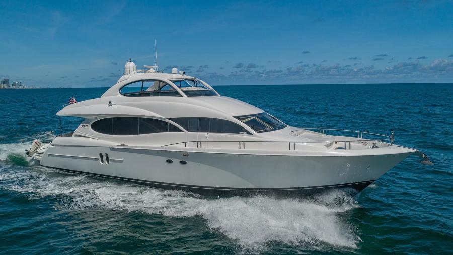 lazzara-80-finally-yacht-denison