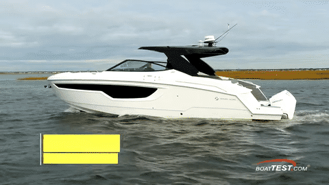 Cruisers Yachts 38 GLS (2020) - Test Video-low