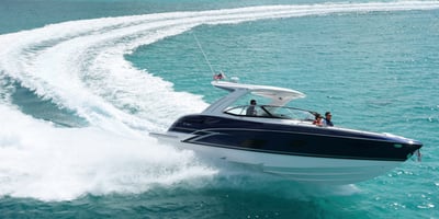 360 Crossover Bowrider