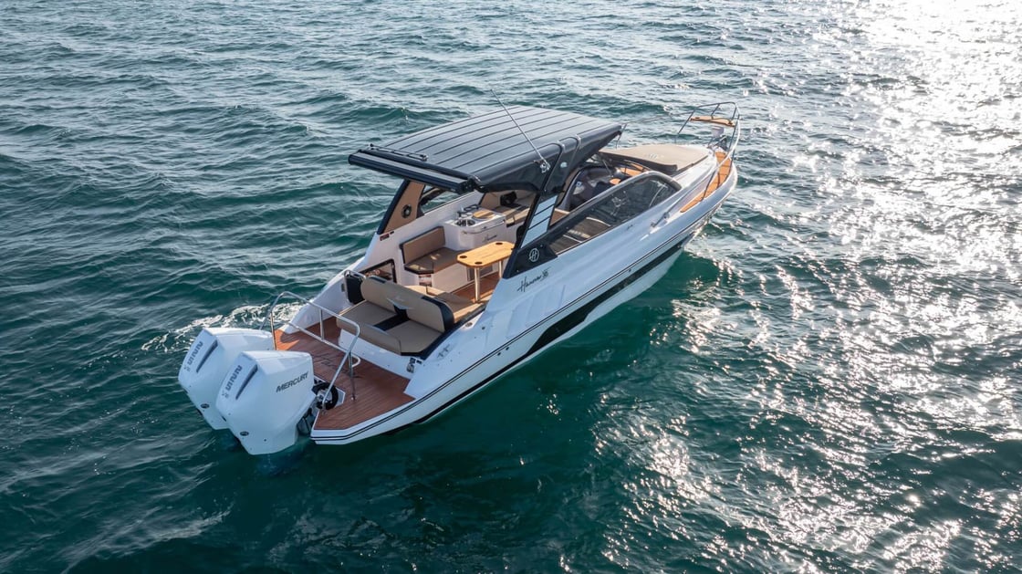 Hanover-Listing-on-YachtWay-8-1