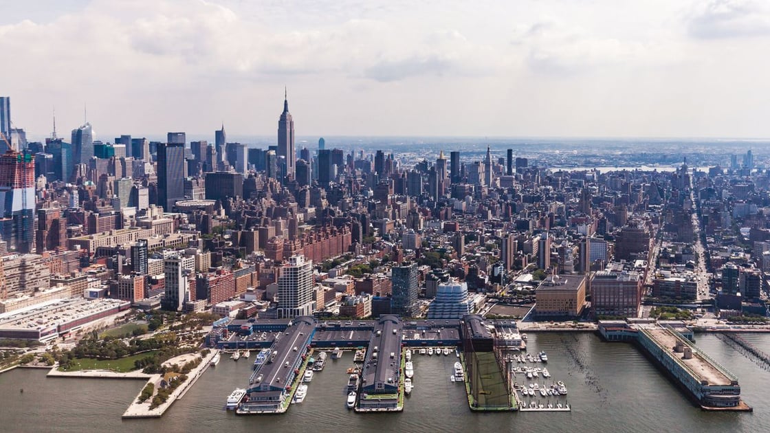 fec62c30-cae3-11ec-b15c-7fce0aafb02a-Chelsea Piers Marina