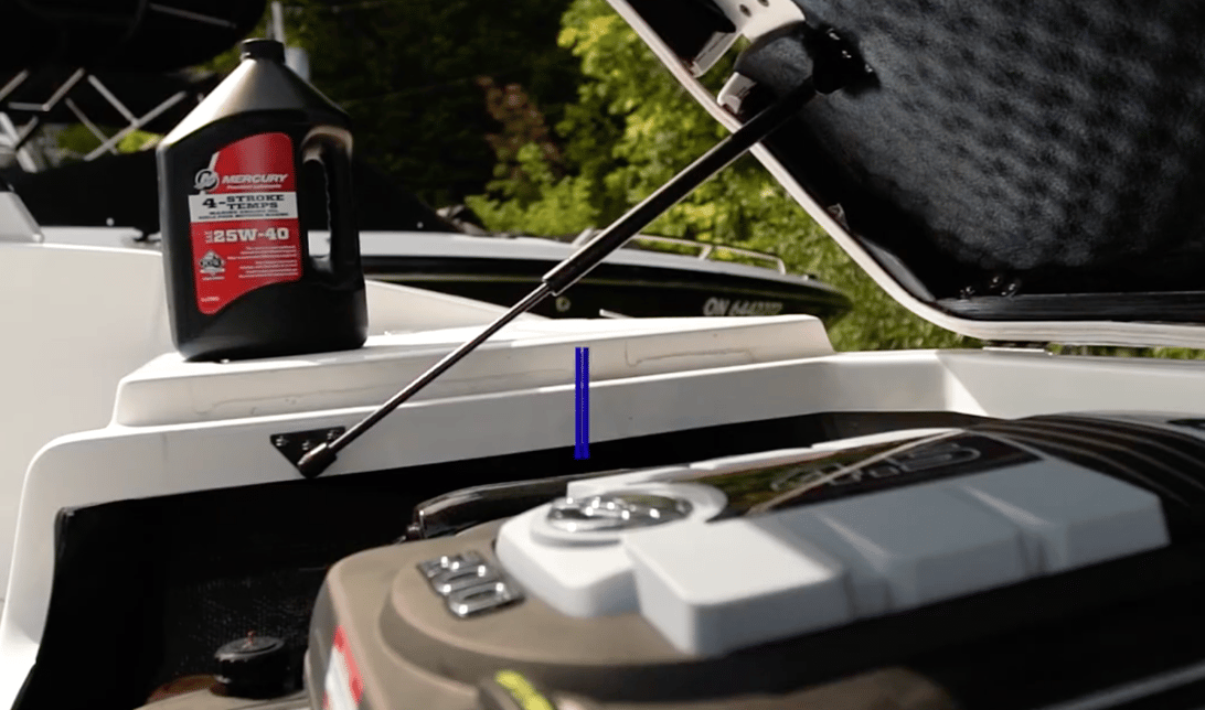 Should You Change Your Boat Oil in the Fall?