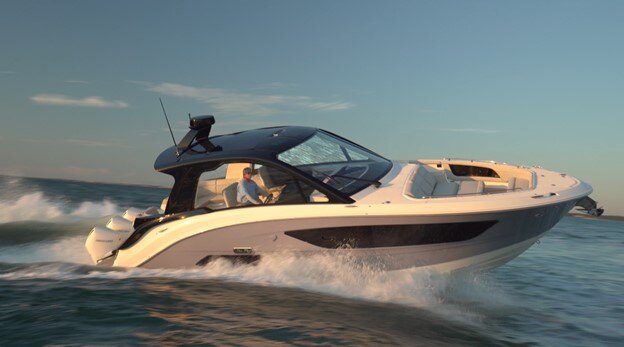 Sea Ray Sundancer 370