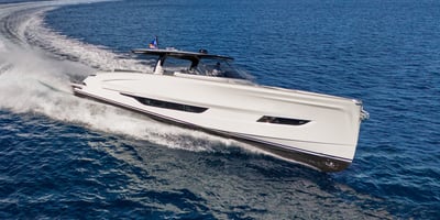 Soalris 60 turning to port